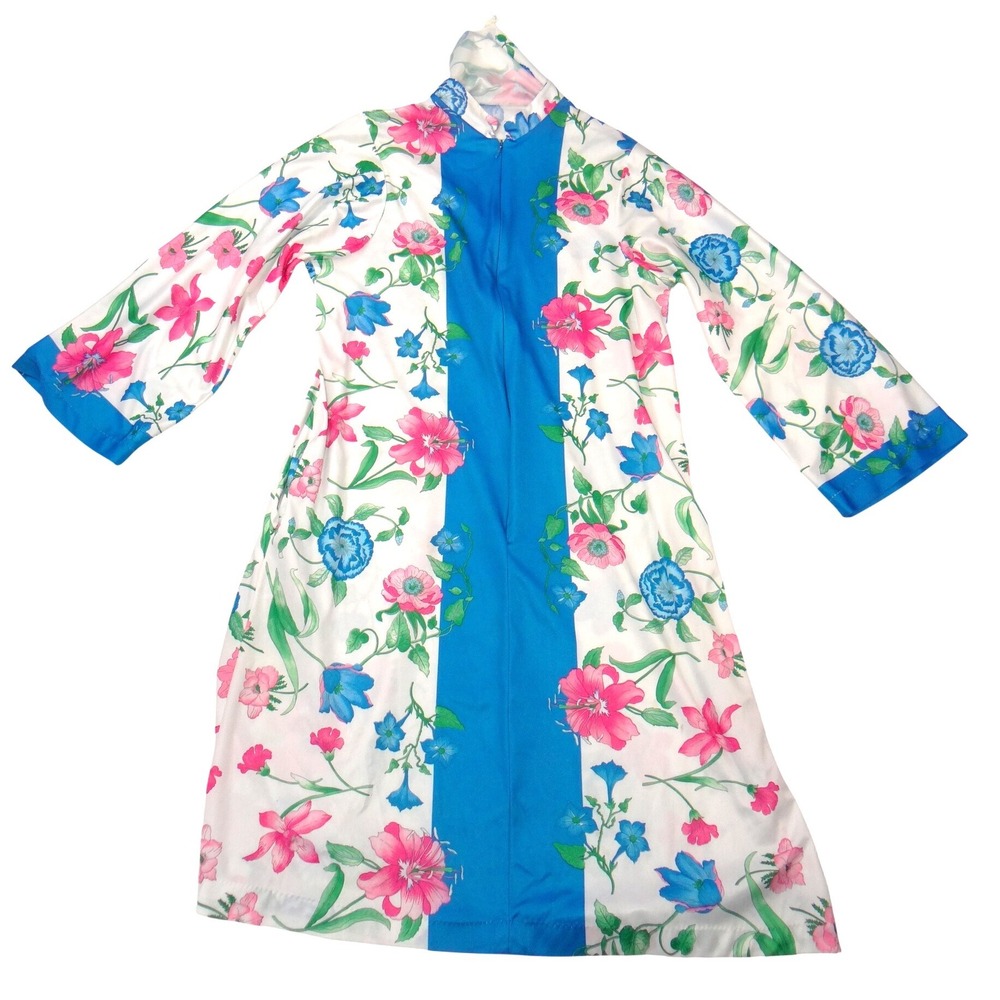 Vintage 70s Floral Zip Front Robe Housecoat Pink Blue White Small 1967